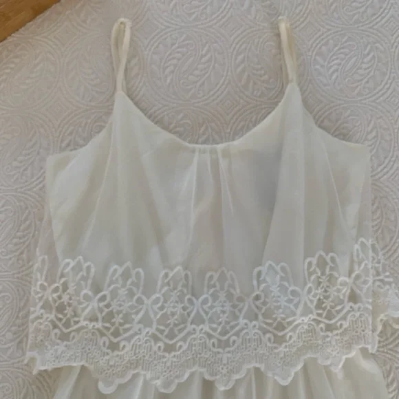 Trixxi Dress Juniors M White Cream Cut Out Back Lined Lace Adjustable Straps - Picture 3 of 16